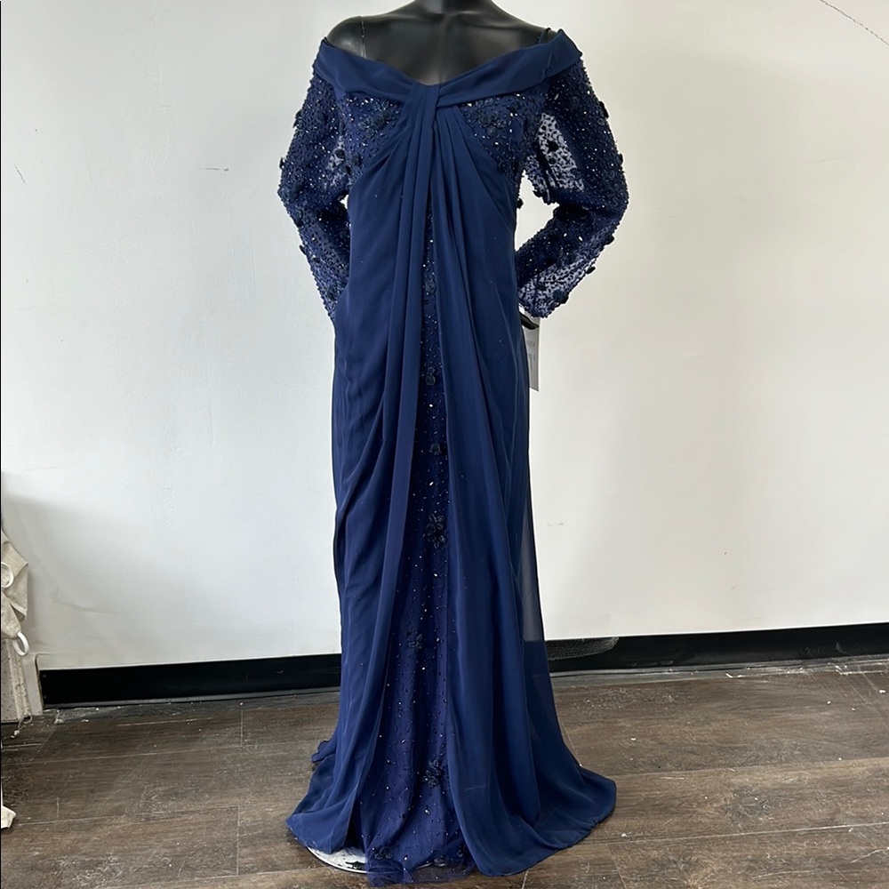 Elegant Navy Blue Off-Shoulder long sleeve Evening Gown size 20